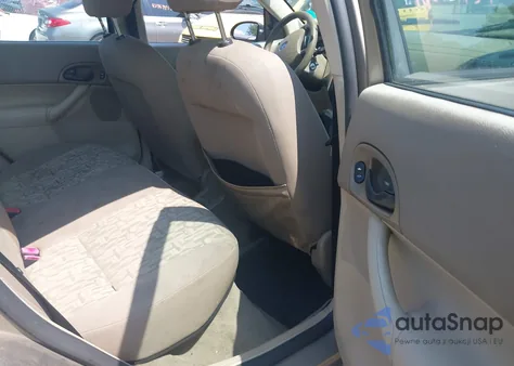 2005 Ford Focus Zx4 z USA, uszkodzony, nr VIN 1FAFP34N75W185820